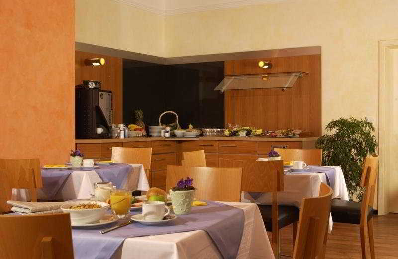 Senator Hotel Frankfurt am Main Kültér fotó